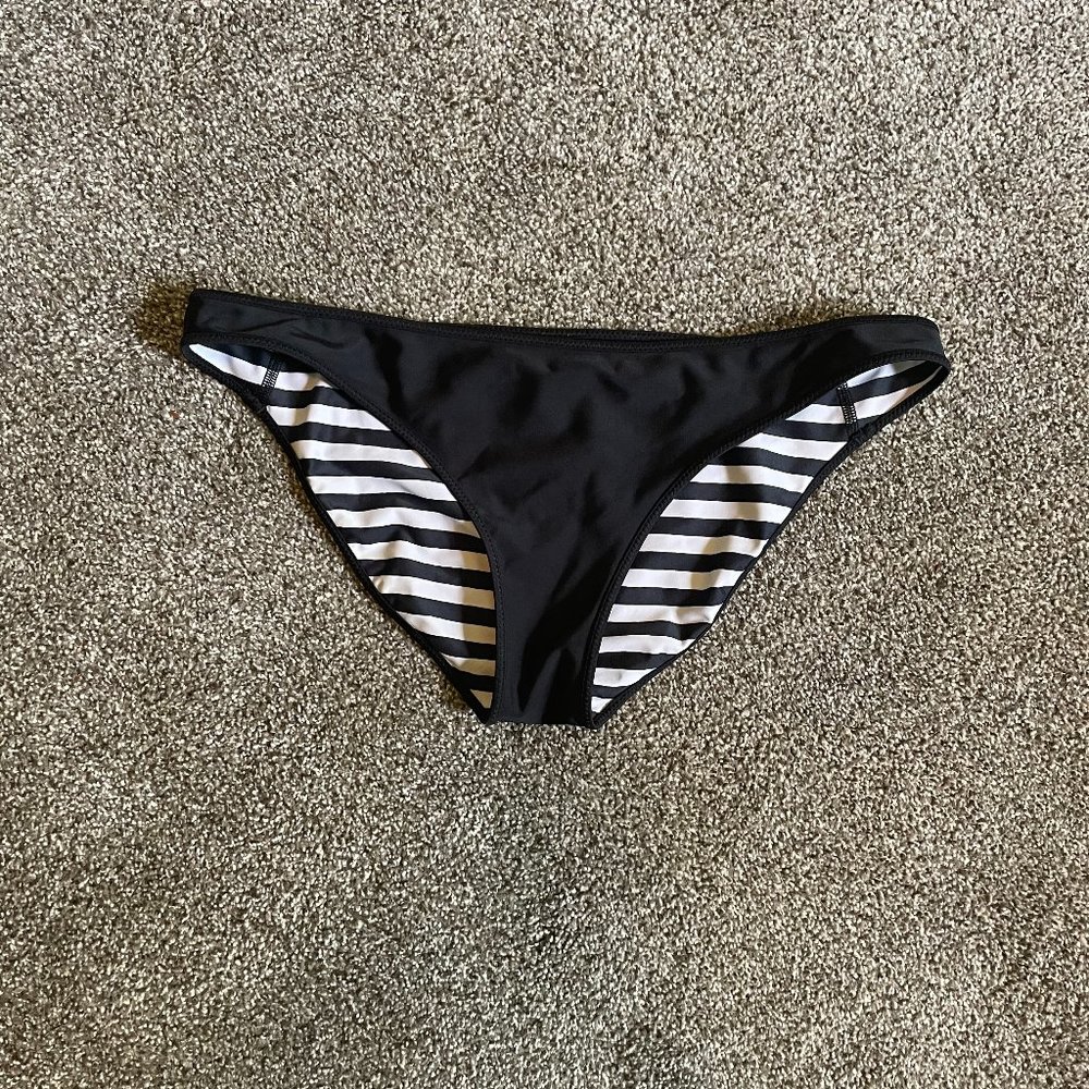 Lululmeon Swim Suit Bottoms Reversible Est Size 8